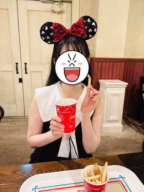 こんばんは🌇✨
今週はとても暑いですね🥵💦
今日はディズニーシーに行ってきました🏰
そこまで混んでなく楽しい１日を過ごせ