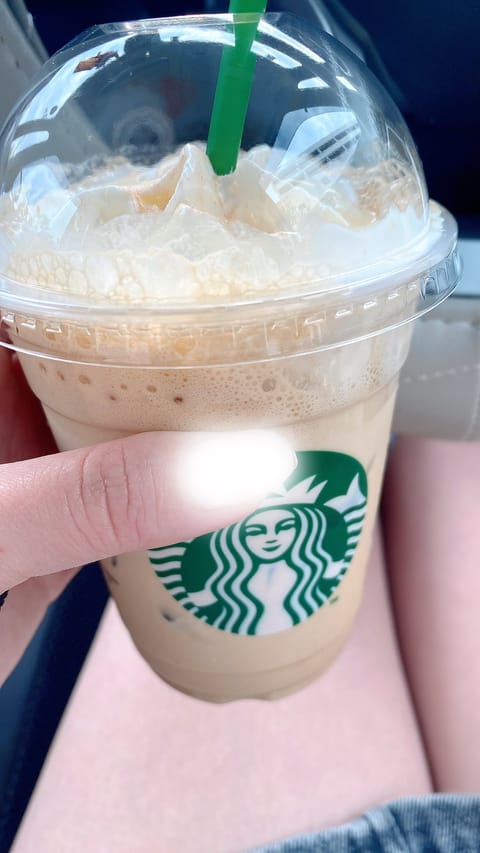 以前お兄様から頂いたスタバカードで🧡

アールグレイティーラテ美味しかったぁ✨
ありがとうございます❣️