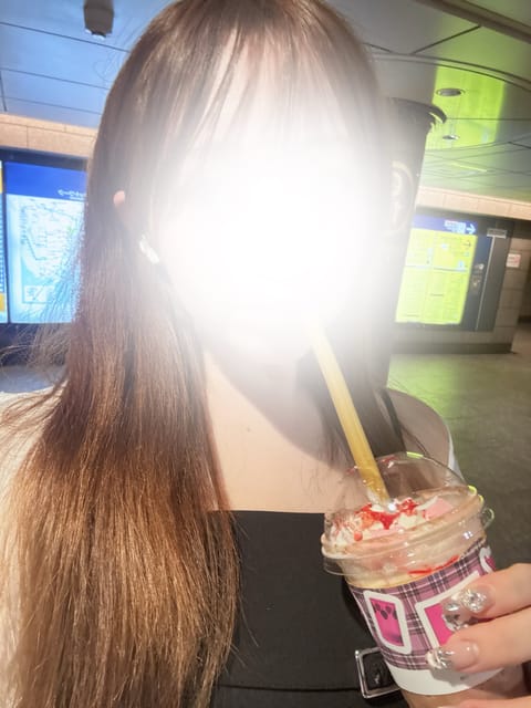 今日22時から池袋いますよん！
今日も今日とてたくさん会いたいです👍🏻🌟