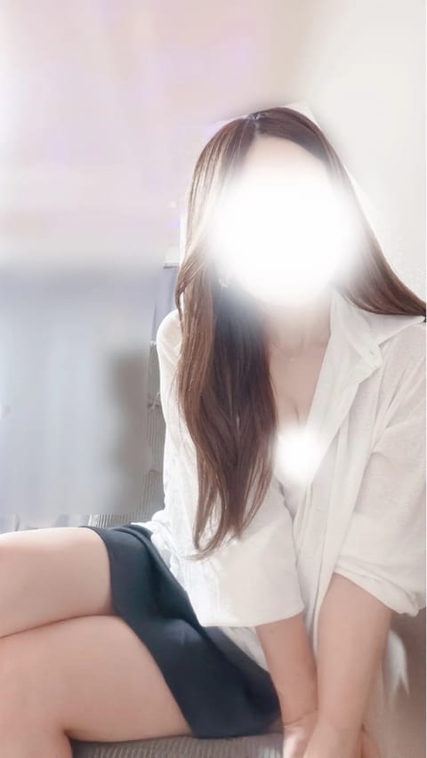 今日もありがとうございました😊🈵✨
今日も緊張してて反応がかわいかったー😆

初めまして様もまた来るねって何回も手握って