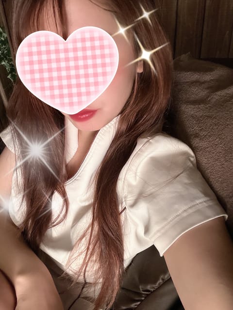 こんにちは雅です〜🌞
本日20時半まで出勤してしてます☘️🤍
お時間合う方会いにきていただけたら嬉しいです🥹🥹

☎ 0