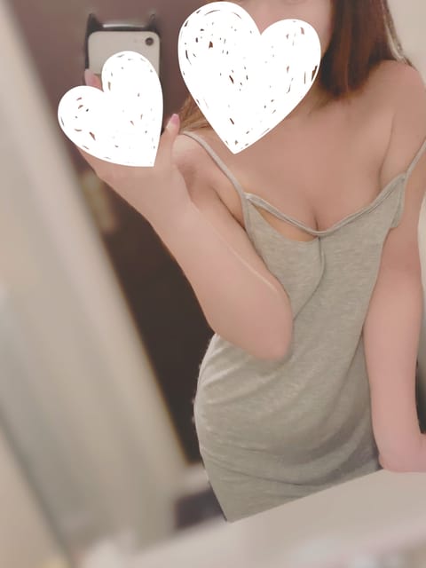 にちにちにちようび✌️✨
本日も3時まで出勤しております🌷
すっかり暖かい日が続くようになって、本格的に春を感じられる🌸