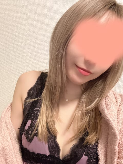 本日いるよ♡最終は17:30です。
ゴールデンウィークラストの日、楽しみましょう＾＾