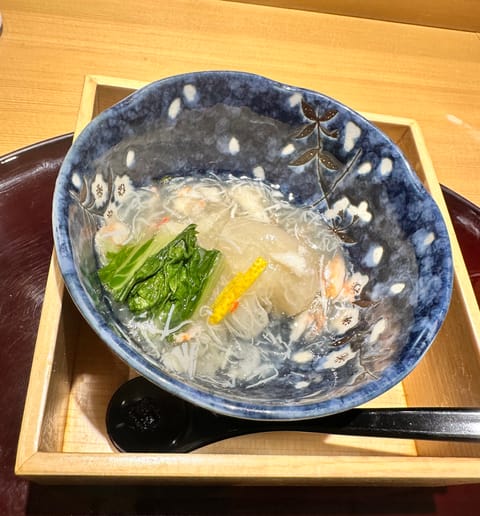 天ぷら屋さん。🍤

こうして食事を御一緒できる関係性は、とてもありがたいです。

美味しいご飯を食べながらいろんな話をし