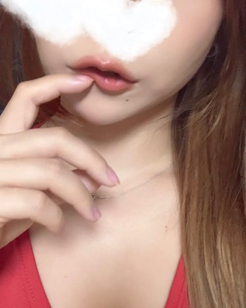 昼職がかなり落ち着いたので、出勤多くなると思います！💕

シフトでたらあげますね！

会いにきてね❤️

x凍結対策で写