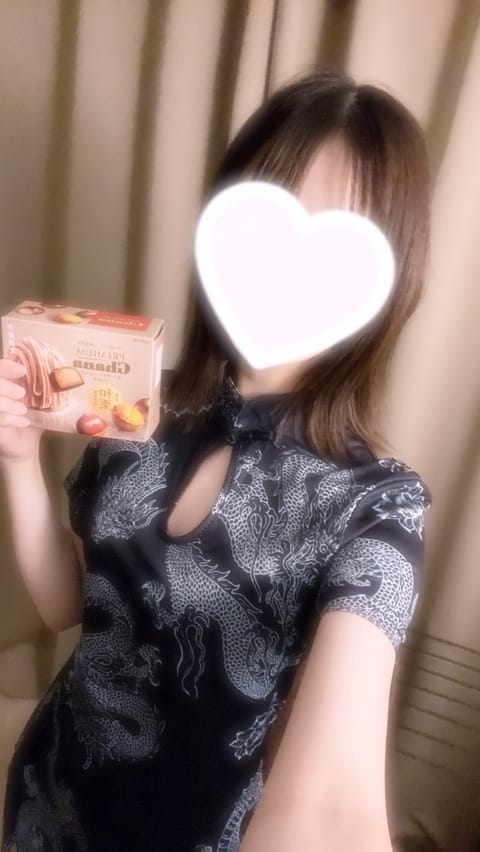 T様
チョコありがとうございます！大好きだから嬉しいです！早速お仕事終わりに食べちゃいました😋
推し探し中に出会えて嬉し