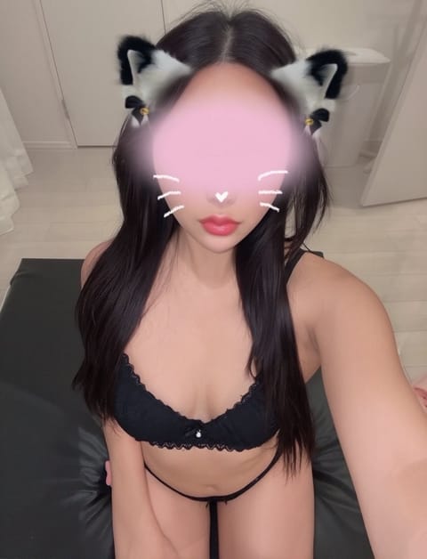 西新宿出勤してます！

次17:00〜🈳

19:00〜🈳
残り２枠です
ご予約お待ちしてます❣️❣️