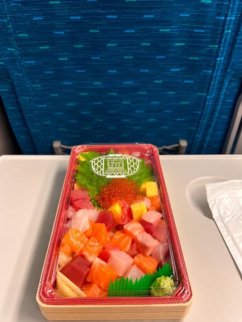 こんばんは！りかです！

駅弁たべて静岡帰ってます！
早く本指様に話したいなぁ🥹🙏

りりか姫が大好き過ぎて
無理です😭