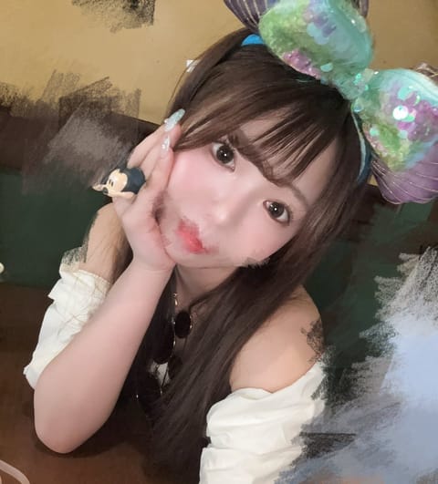 本日向ヶ丘遊園ルームです🤍
昨日ディズニーシーに行ってびしょ濡れになりました🥺✨✨✨
すごく楽しかったなあ🤣🎶🎶