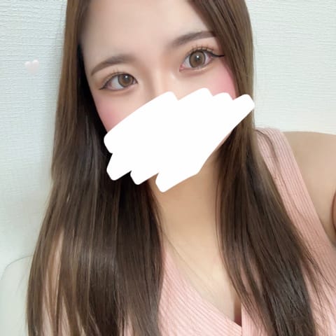 本日 15時~24時 います！！🎀

お時間のあるお兄さん方会いに来てくれたら嬉しいな🎵🙄💭