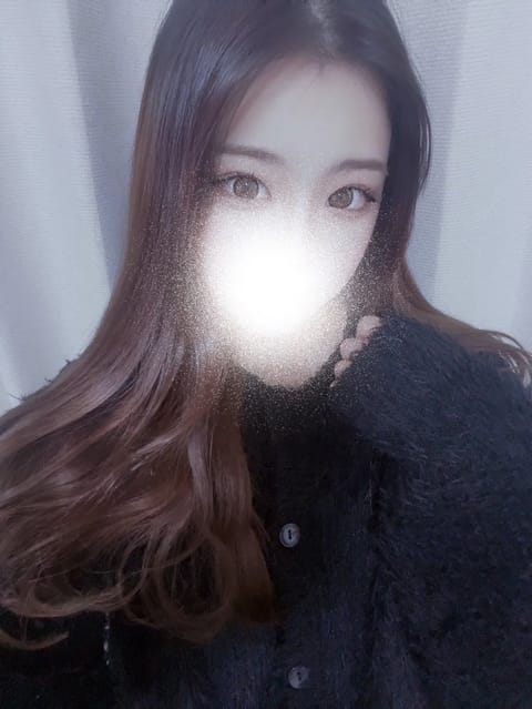 本日も14時から2時まで出勤してます❣️
今空いたのでぜひ会いに来てください💞💞
20時40分から22時20分まで🈵です