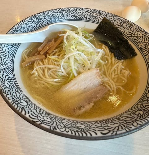 おはようございます🌞
本日もご予約ありがとうございます😊
11:00〜🈵
13:00〜🈳

こないだ食べたラーメン🍜
美