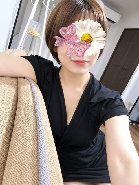 出勤しました
三川町にいます
今回イメージしてたより、髪が短くなりました
ちょっとだけ伸ばそうとしてたのにぃ
なりたい自