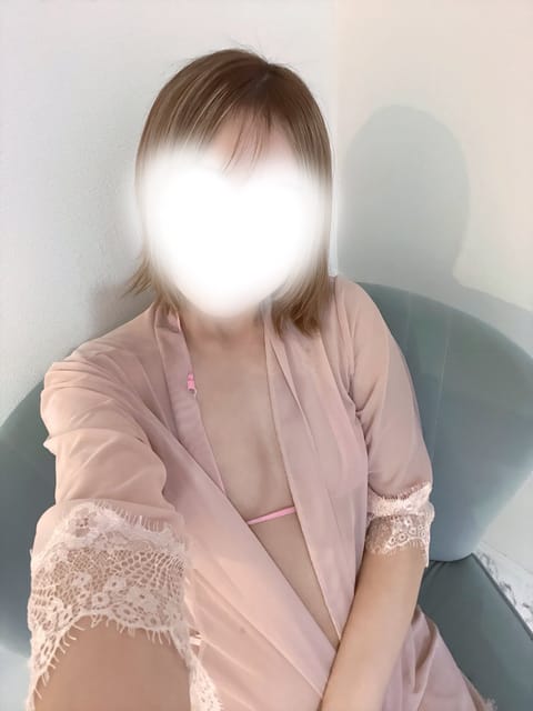 おはよ🌞

今日は12:00~府中います🤍

火曜日も一緒にゆっくり過ごして、
週の疲れをちょっと癒せたらいいな～🫧

