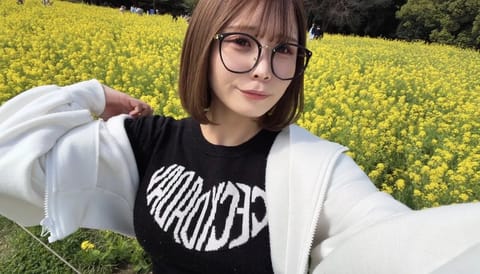 投稿遅れました🥲🥲

本日最短15時20分です💭

1週間の疲れをさちが一生懸命癒すのでぜひお待ちしております🙇‍♀️
