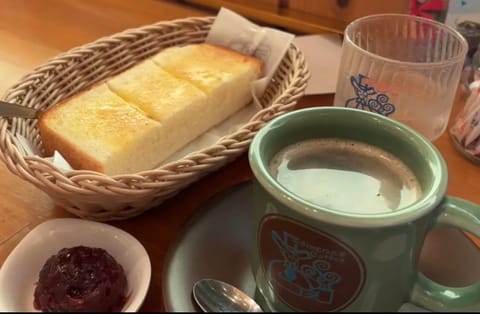 朝活するのすっごく気持ちいい❤︎
コメダ珈琲のモーニングメニューもおいしくて大満足でした♡🍞☕️