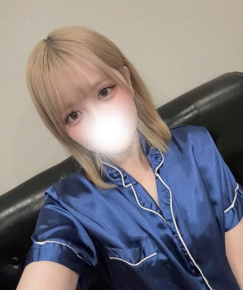 天気が悪い中来てくれたお兄さんたち
昨日はありがとうございました✨
差し入れもありがとう(⟡⩊⟡)
マッサージも気持ちい