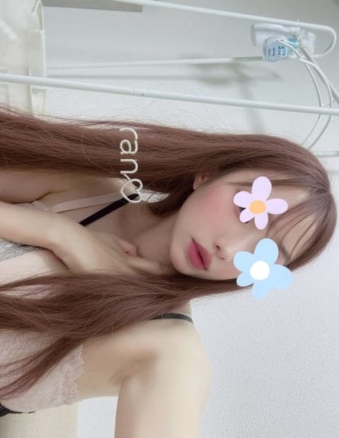 本日赤坂です🩵
仲良し様御予約ありがとう〜♡
夜は冷えるね🌃💕︎

次回予定☆

14日 18:30～です。
