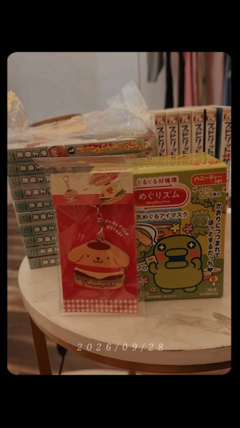 帰宅してご飯食べて寝落ちしてこんな時間！
おすすめ漫画布教してもらったからよむぞー！
昨日の夜に食べたいっていったワッフ