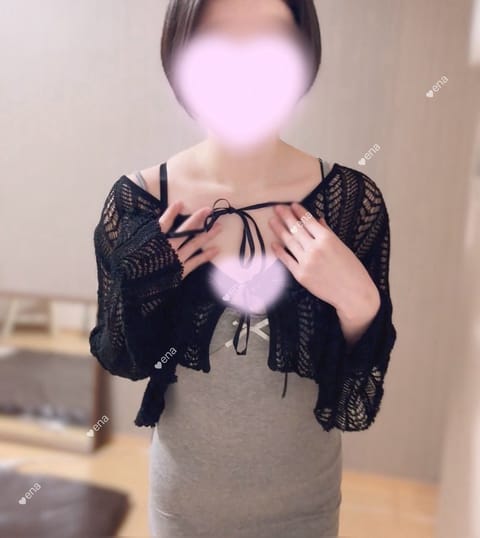 8月もたくさんありがとうございました🍧

事前予約で🈵の日も多くて
とっても嬉しかったです🎶
楽しかった〜♡

いつも定