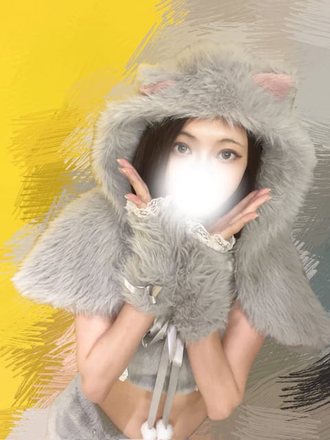 今日も17時から出勤します！
2日目もたくさんのお誘いお待ちしてます🎶