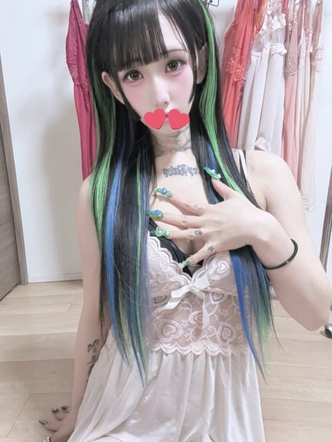 ひよこ居ます⸜(* ॑꒳ ॑* )⸝
最近怪談話ハマってて永遠聞いてます(ง •̀_•́)ง
皆さんは怖いの好きですか？