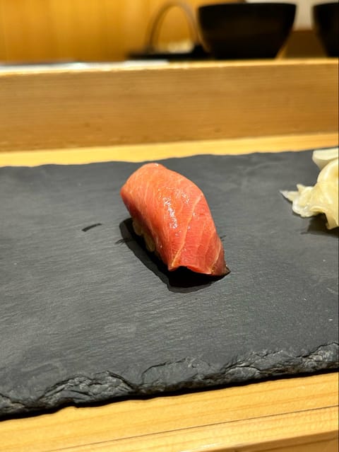 香港から通ってくださってるお客様に
お寿司をご馳走になりました🍣♡

日本に来て埼玉に来たタイミングで
施術を受けに来て