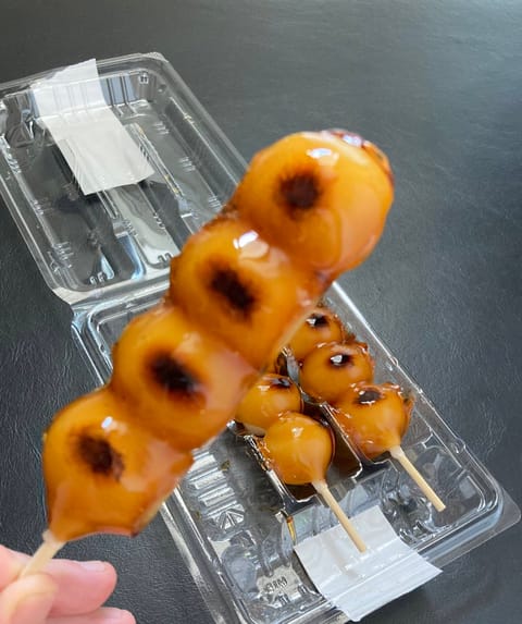もちこ出勤しました🩷🩷
朝からみたらしおもち✨️
本日事前🈵ありがとうございます😭😭💞