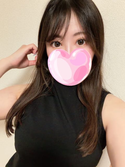 本日もお待ちしています🦋

不穏なお天気☁️

世間は月見シリーズのバーガーで溢れてますね🍔🍟
この時期だけ唯一マック食