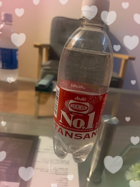 今日もありがとうございました❤️
炭酸水好きで、いつも飲んでます😆

好きなんだ〜って伝えたら
毎回買ってきてくれる仲良