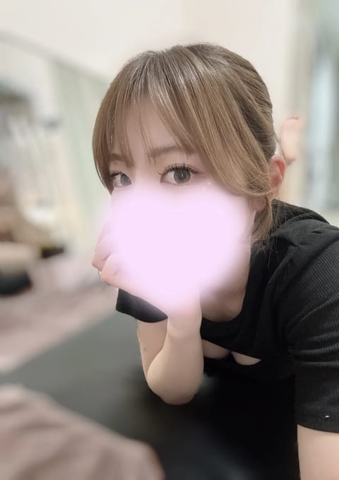 まだまだ本日ご予約受付中ですよ〜💌  ̖́-‬
