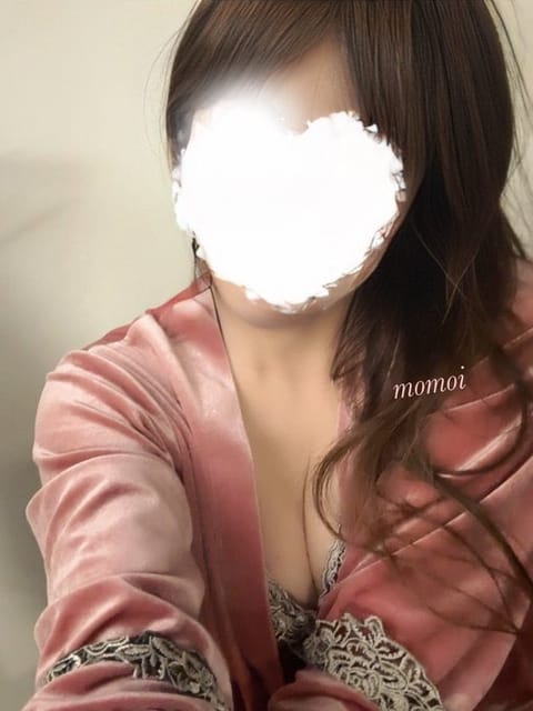 本日の出勤時間みなさまに早く会いたくて
早めました🥰

⏰17:30~23:00  新宿御苑

レアな新宿御苑ルーム
年