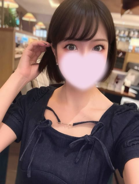 おはようございます☀
今日も青砥に12-20でいます ᵔ.   .ᵔ 💕

この前友達とハンバーグ食べに行ったの🍴
お昼