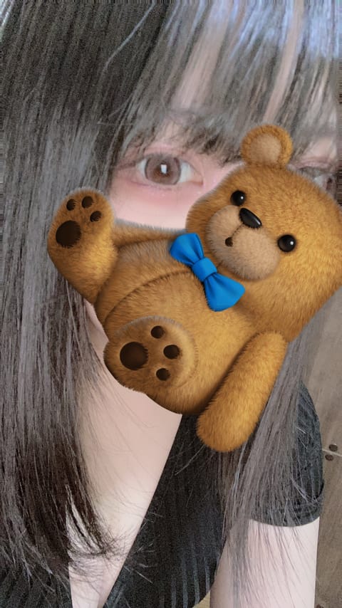 静電気まみれ( ◜𖥦◝)お店にいます🙋‍♀️