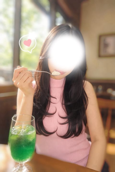 大人になって怒られることも褒められることもあんまりないけど、普段厳しい人に褒められて嬉し泣きしたw良い夏🍊
