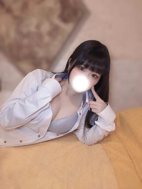 すみれです✨
現在待機中です‎꒰՞ ܸ. .ܸ՞꒱

初めての店舗で選んで頂けるの嬉しい…‪‪❤︎‬
マッサージも褒めて