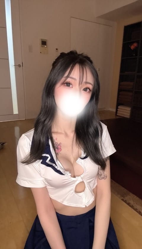 はじめまして🧚🏻‍♀️

𝟨/𝟨(金) ~ 𝟨/𝟣𝟢(火)の5日間
Guarigioneさんで
お世話になることになりま