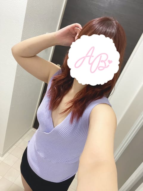 おはようございます！

せれなです！

今日12時〜居るので待ってます♡