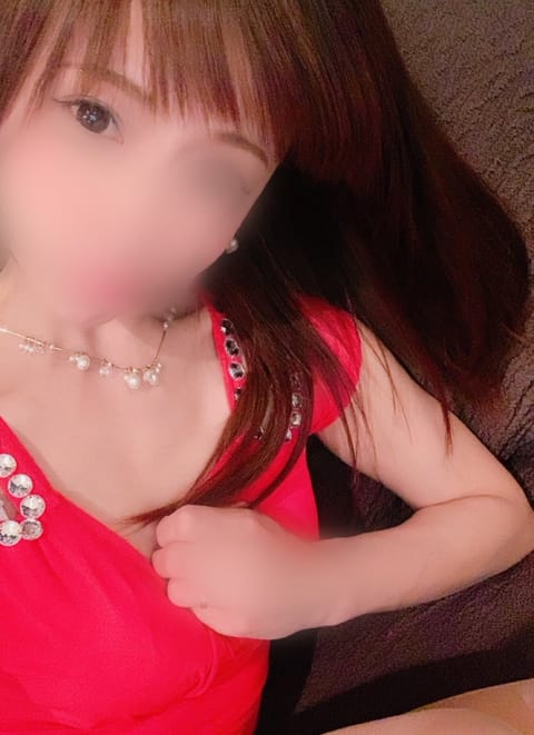 こんにちは💕💕

いおなです❤️

とっても久しぶりの
出勤となりましたが
明日16日、武蔵浦和プレミアルームに出勤いた