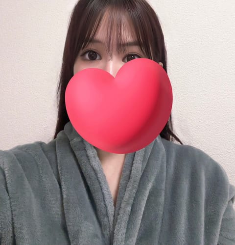 本日御苑ルームでお待ちしてます💓
さっそく清掃がんばったよ〜笑　来てくれるお客様が今日も気持ちよくルームを使ってもらえま