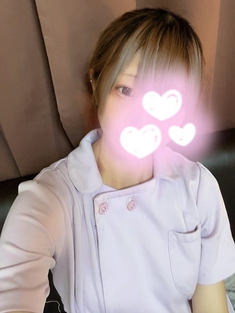 出勤してます(֊  ֊)お天気あんまり良くないですがよかったら会いに来てください🐱出張も呼んでください
