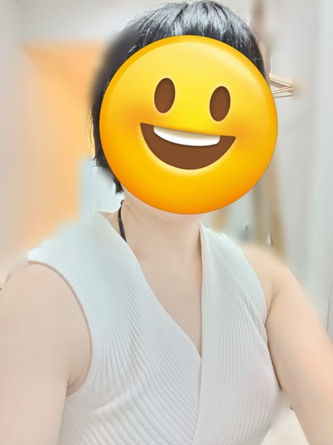 本日11〜17でいます🌿
今ご案内できます☺️
落ち着いた時間ご一緒できたら嬉しいです🫧