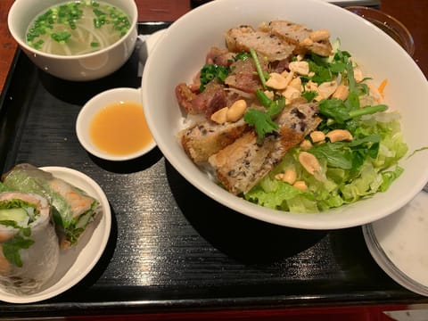 湿度が高くて蒸し蒸ししますね💦

お部屋は涼しいので、
ぴっとりしても
パウダーかけても
安心してください、楽しめますよ