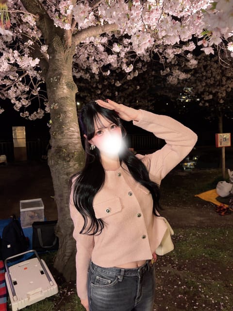 お久しぶりです₍ᐢ..ᐢ₎♡
19時〜京都いてます！
ぜひ会いに来てね🤭🤭