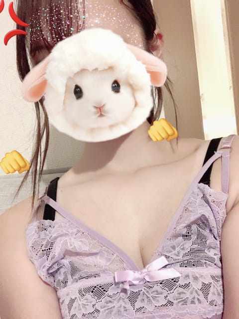 本日9/11(木)17:00～22:30まで福島ルーム居ます🙋‍♀️
紫色のベビードールかわいい💜
ご予約お待ちしており