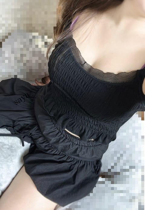 お家で寛いでるなう👼🏼💓
この後22:00〜出勤です✨
準備しないと( ꜆× ×꜀ )