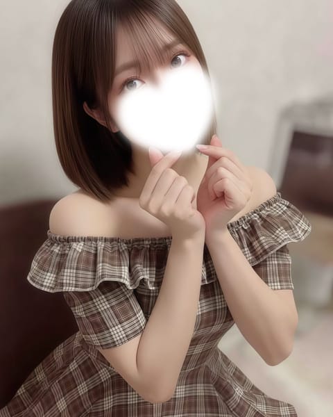 実家でまったりしてきたんだ〜☺️🍣
みんなはお盆なにしてる？？🎐

今日からまた東新宿にいます✨️12-18✨️