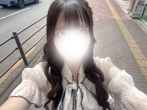 明日お休みなので今日会いに来て欲しい💘
お誘いお待ちしてます⊂(  ᴖ ᴖ)👍🏻