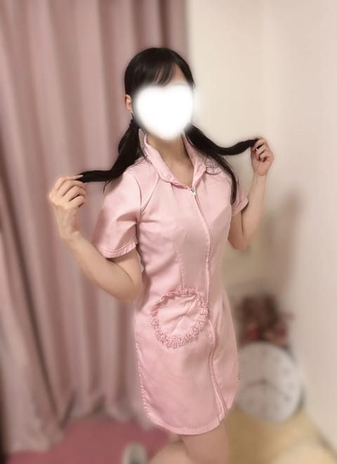 こんばんは！

本日20:00〜出勤です🪽✨
ご予約🈵ありがとうございます！

雨降っておりますので、お気をつけてお越し