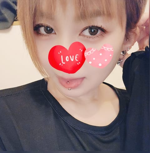 アレルギーの薬飲んでるのに鼻がずーっとずるずる_(´ω｀」 ∠)_
花粉症の洗礼を受けています(´nωn`)

何かいい